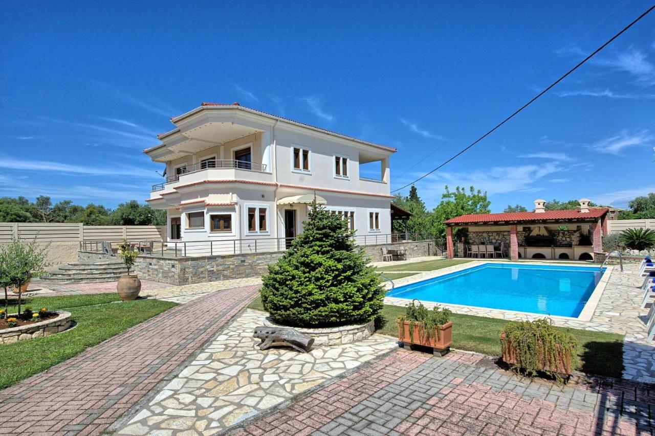Acharavi Beach Villa Exteriör bild