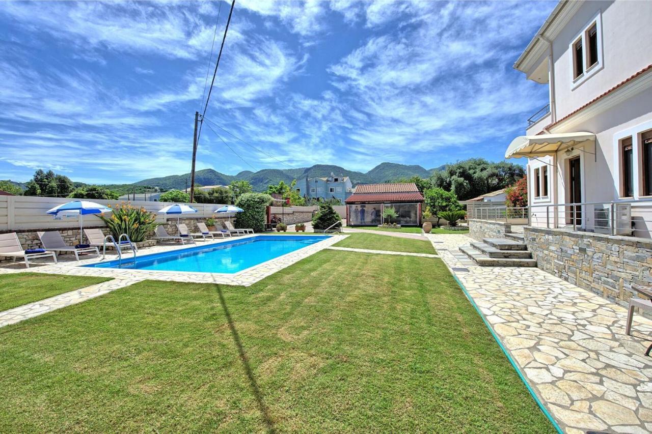 Acharavi Beach Villa Exteriör bild